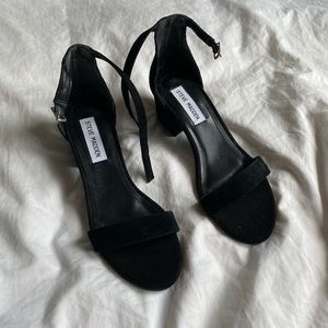 Steve Madden IRENE BLACK SUEDE heeled sandal